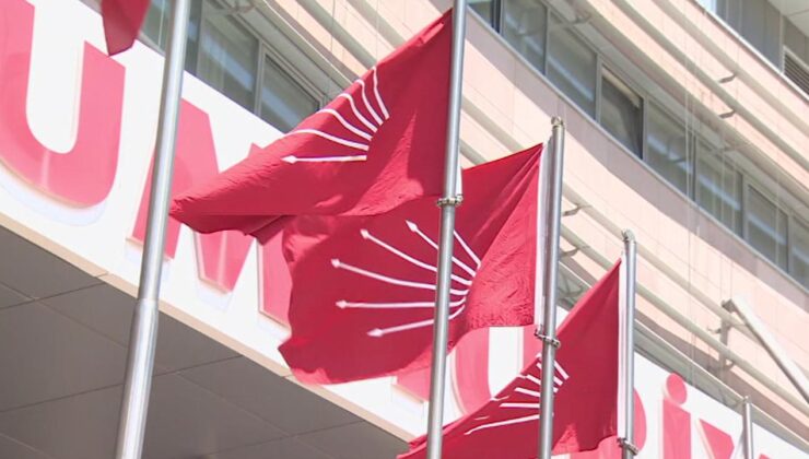 CHP’nin ‘şaibeli’ kurultay davası ertelendi