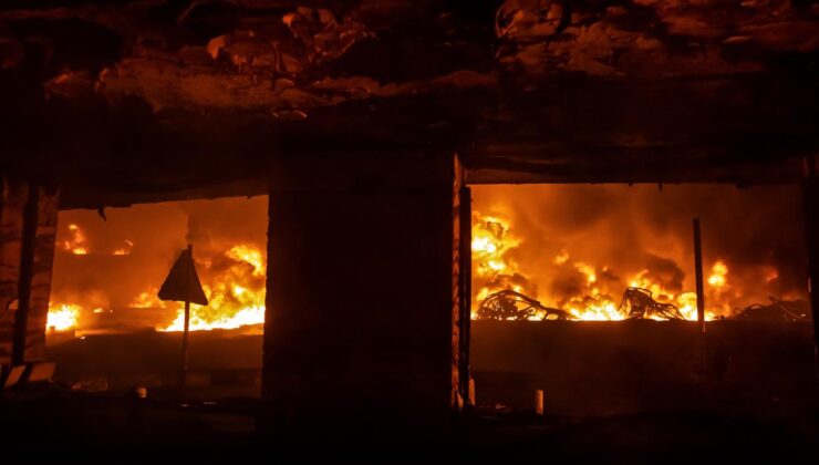 ABD'nin İsrail'in İran'daki petrol depolarına yönelik saldırılarından rahatsızlık duyduğu iddiası
