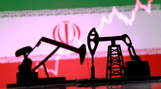 ABD Hazine Bakanı Bessent, denizdeki İran petrolüne yönelik yaptırımları kaldırabileceklerini söyledi