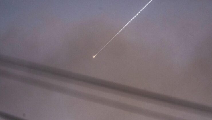 BAE: İran’dan gelen saldırılara hava savunma sistemleri karşılık verdi