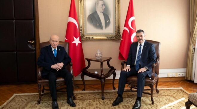 Bakan Çiftçi, MHP Genel Başkanı Bahçeli'yi Meclis'te ziyaret etti