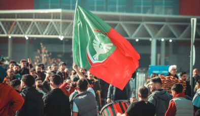 Karar açıklandı: Hem Van’a hem Amed’e ceza