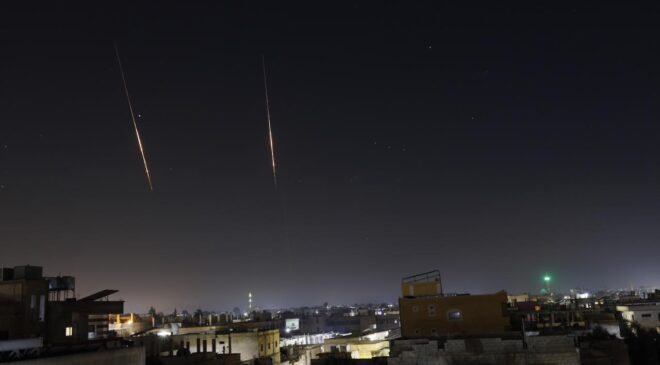 İran’ın misillemesinin ardından Tel Aviv’de patlama sesleri duyuldu