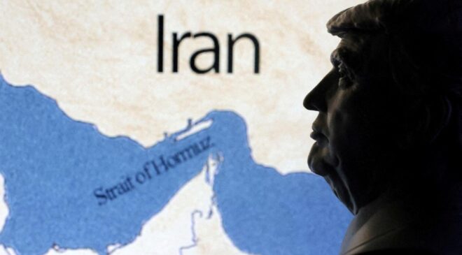 Trump'tan İran Hürmüz Boğazı'nı kapatırsa ABD 20 kat daha sert karşılık verecek tehdidi