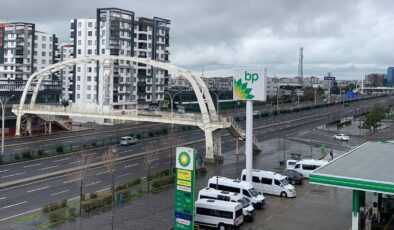 Diyarbakır’da bayram sessizliği: Yollar boş kaldı