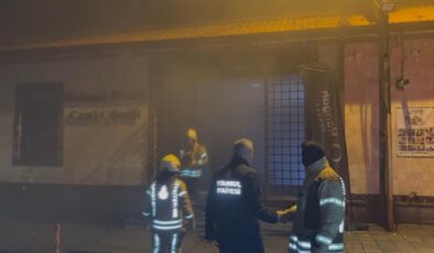 Beykoz’da Mahmud Efendi Camii’nde çıkan yangın söndürüldü