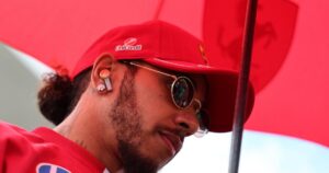 Performansı hayal kırıklığı yaratan Hamilton, Ferrari'de arka planda yaşananlara işaret etti