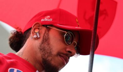 Performansı hayal kırıklığı yaratan Hamilton, Ferrari’de arka planda yaşananlara işaret etti