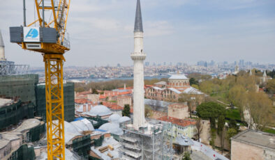 Ayasofya Camii'nin minaresinde restorasyon tamamlandı