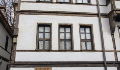 150 yıllık konakta açılan kütüphane öğrencileri ağırlıyor