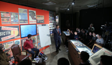 Milli Eğitim Bakanı Tekin lise öğrencilerine ders anlattı