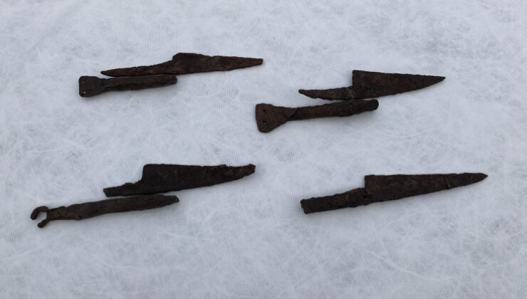 Hadrianopolis Antik Kenti'nde 1500 yıllık bıçaklar gün yüzüne çıkarıldı