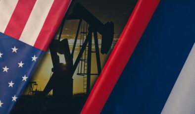 ABD, dün itibarıyla tankerlere yüklenen Rus petrolüne yönelik yaptırım muafiyetini uzattı