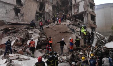 Lübnan’da İsrail saldırılarında hayatını kaybeden 254 kişi için 1 günlük yas ilan edildi