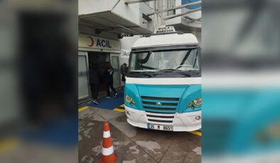 İzmir’de ilginç olay: Dolmuşta doğum yaptı