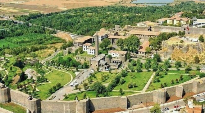 Diyarbakır'ı Heraklius için vazgeçilmez yapan neydi?