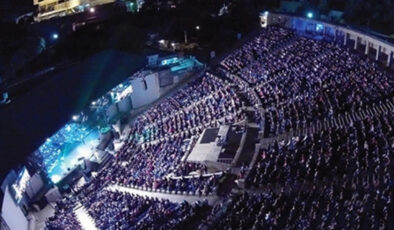 Kürt sanatçıdan CHP’ye ‘salon’ isyanı