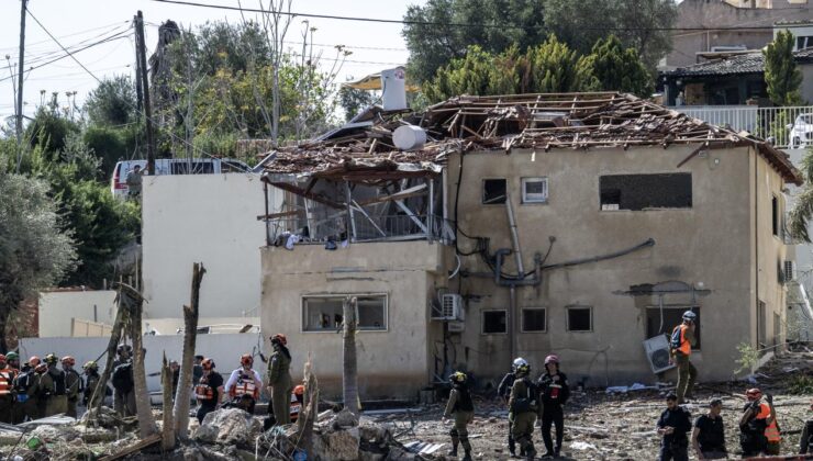 İsrail’in merkezindeki Beyt Şemeş yakınlarına isabet eden İran füzesi nedeniyle 3 kişi yaralandı