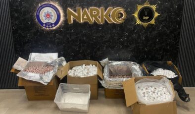 İstanbul’da 247 bin 500 sentetik ecza hap ele geçirildi