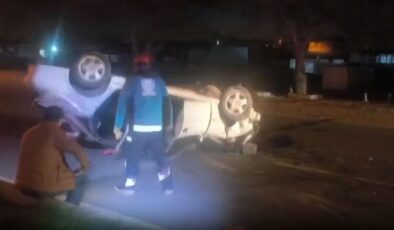 Şanlıurfa’da iki otomobil birbirine girdi: 2 ölü, 2 yaralı