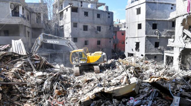 Soykırımcı İsrail’den Lübnan’a ağır bombardıman: En az 254 ölü