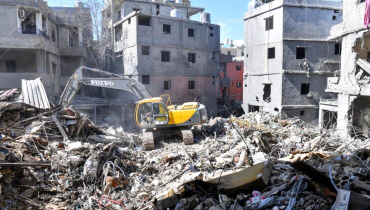 Soykırımcı İsrail’den Lübnan’a ağır bombardıman: En az 254 ölü