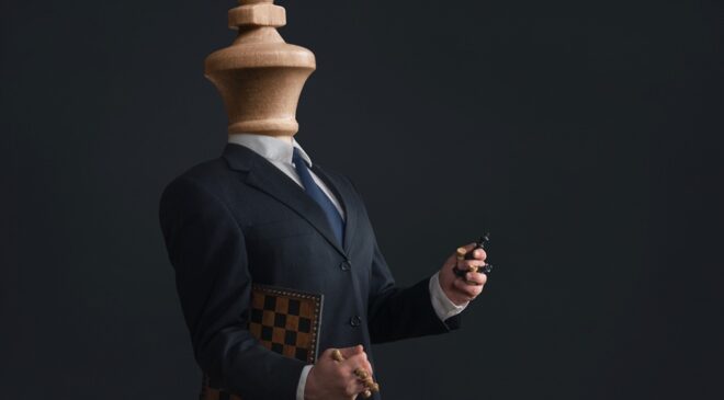 Narsist Bir Patronla Çalışmak Nasıldır? Ve İnsan, Orada Kendini Nasıl Korur? – Prof.Dr. Erkan Yüksel – Akademik Akıl