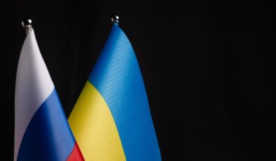 Volodimir Zelenski mi, Vladimir Putin mi? Savaşa Son Noktayı Kim, Nasıl Koyacak? – Prof.Dr. Ayşegül Akbay – Akademik Akıl