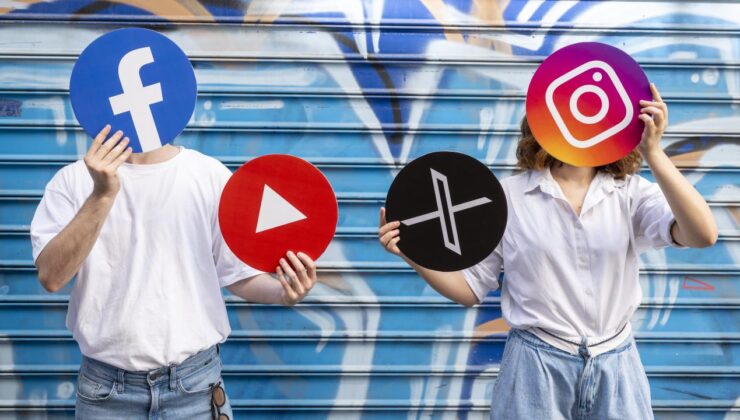 Yunanistan 15 yaş altına sosyal medyayı yasaklıyor