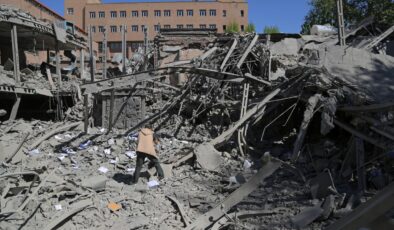 Tahran Belediye Başkanı: ABD ateşkesi ihlal etti