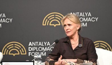 İzlanda Dışişleri Bakanı: Ankara’daki NATO Zirvesi ’emin ellerde’ olacak