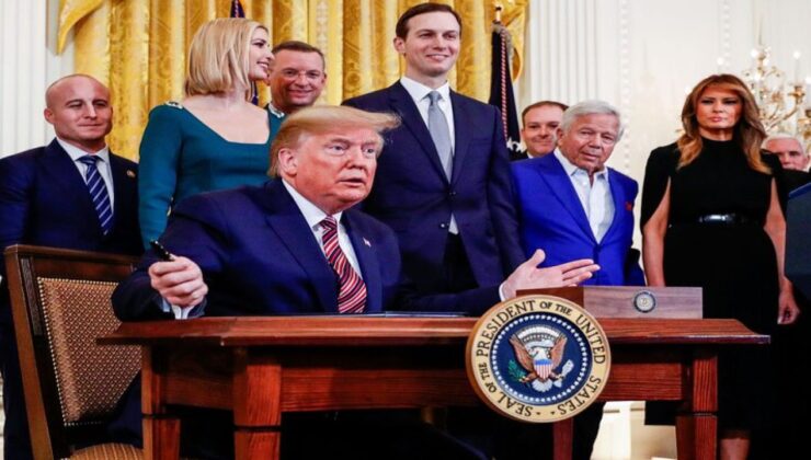 Trump: Kürtler silahları kendi çıkarları için kullandı