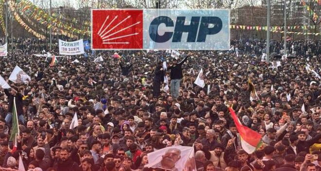 Gürsel Tekin CHP İstanbul İl Başkanlığı görevinden alındı