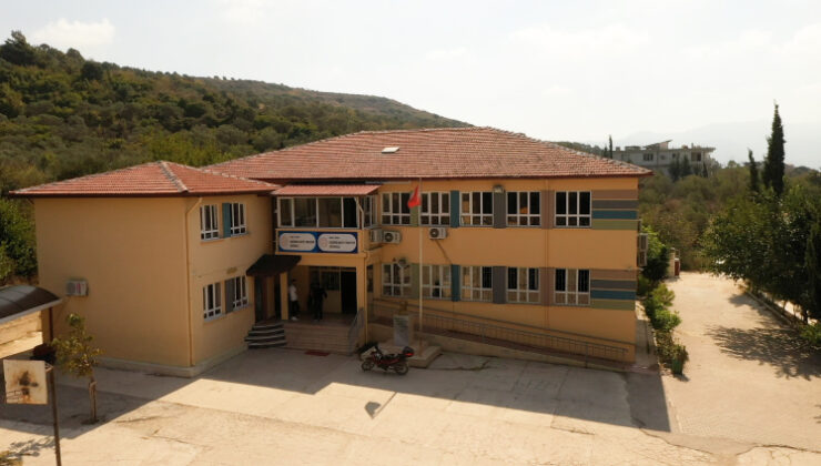 Deprem bölgesinde acının ilacı eğitim: Yaralarımızı birlikte iyileştiriyoruz