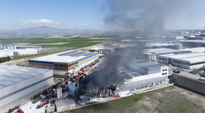 Ankara’da boya fabrikasında yangın: 1 ölü, 2 yaralı