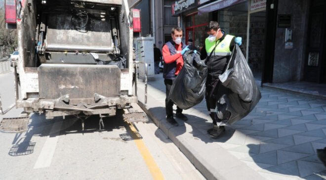 Çöp ev için ekipler seferber oldu