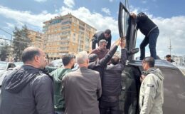 Diyarbakır’da otomobil yan yattı