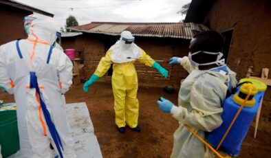 Ebola alarmı: Ölümcül salgın hakkında neler biliniyor?