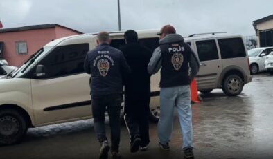 Kırmızı bültenle aranan ve Bosna Hersek’te yakalanarak yurda getirilen şüpheli tutuklandı