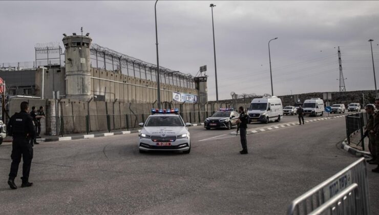 Haaretz: İsrail, 7 Ekim sonrası ilk kez Kızılhaç’a Filistinlilerin tutulduğu cezaevlerini ziyaret izni verecek