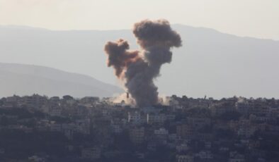 İşgalci İsrail ateşkese rağmen Lübnan’ın güneyindeki saldırılarını sürdürüyor