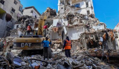 Katil İsrail’in Lübnan’da 2 Mart’tan bu yana düzenlediği saldırılarda ölenlerin sayısı 2 bin 576’ya çıktı