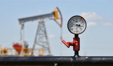 Petrol fiyatları müzakere ve risk arasında denge arıyor