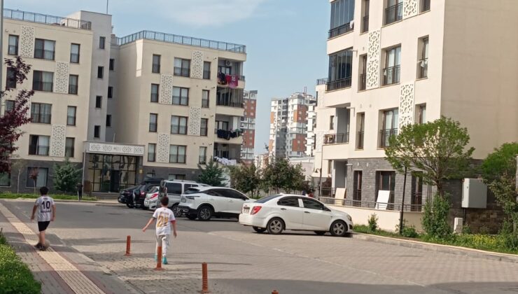 Diyarbakır’da TOKİ sakinlerinin isyanı: Bir muhatap bulamıyoruz