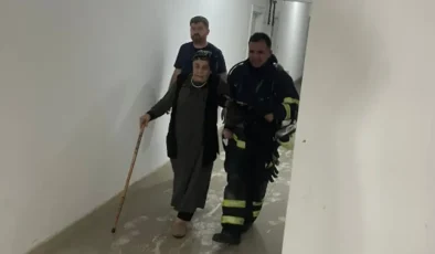 Mardin’de 10 katlı binada yangın: 6 kişi hastaneye kaldırıldı
