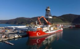 Yıldırım Derin Deniz Sondaj Gemisi, ilk görevi için yola çıktı
