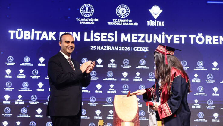 TÜBİTAK Fen Lisesi ilk mezunlarını verdi