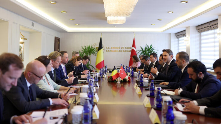 Bakan Bayraktar, Türkiye’nin enerji vizyonunu Belçikalı şirket temsilcileriyle paylaştı