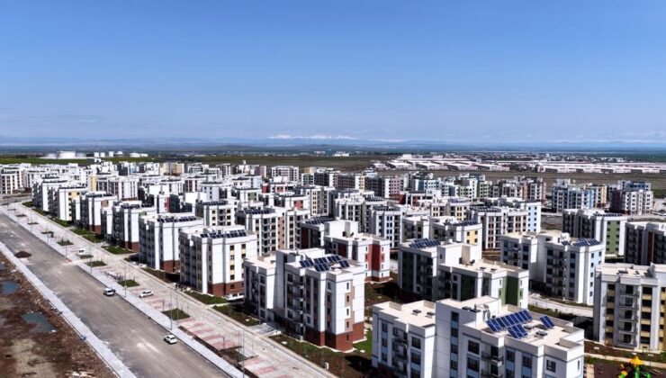 Murat Kurum’dan Diyarbakır’daki deprem konutları paylaşımı