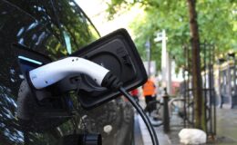 Yılın ilk dört ayında elektrikli ve hibrit otomobil satışları 150 bin sınırına yaklaştı